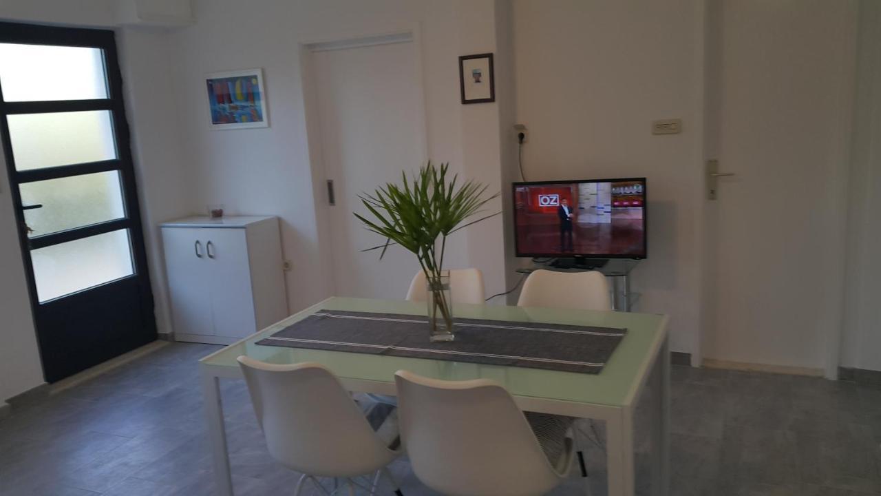 Apartmani A1 Marina, Okrug Gornji トロギール エクステリア 写真