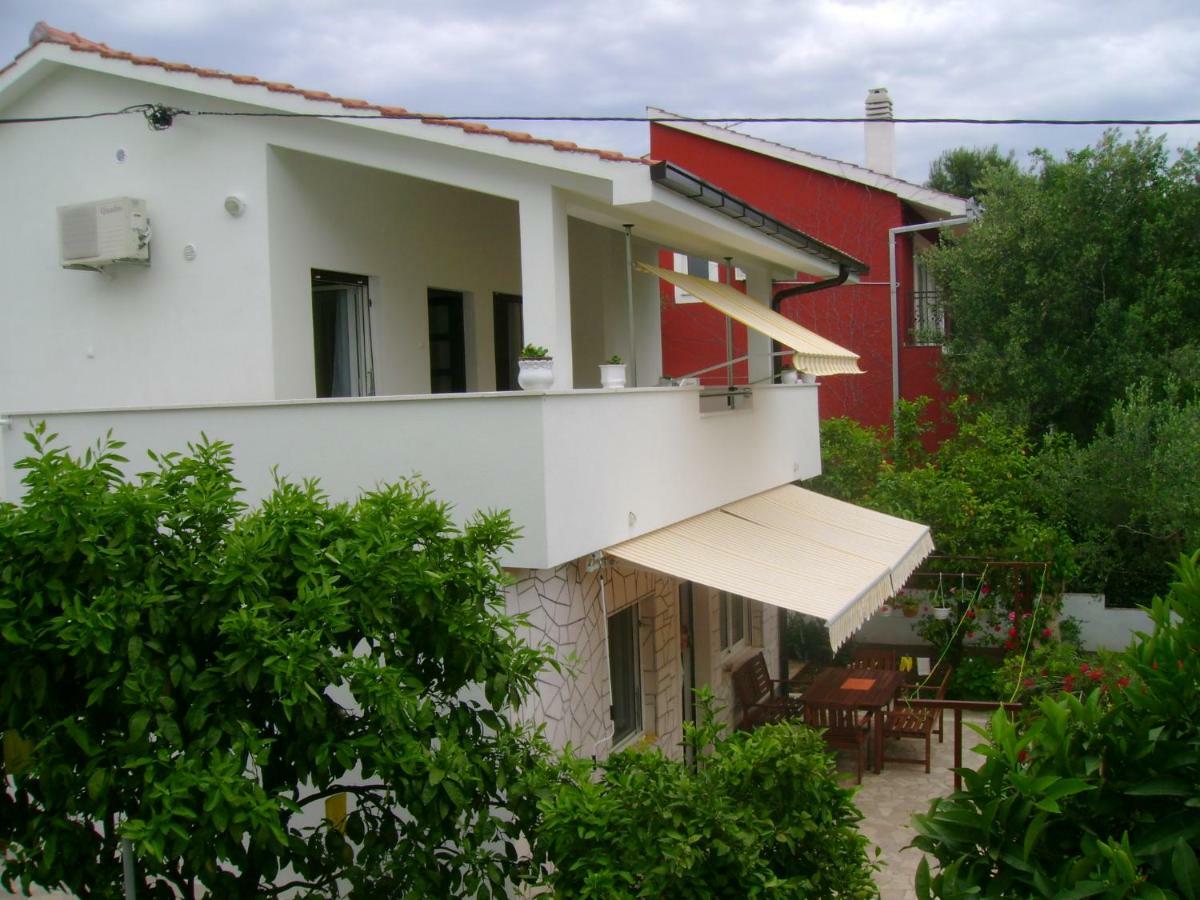 Apartmani A1 Marina, Okrug Gornji トロギール エクステリア 写真