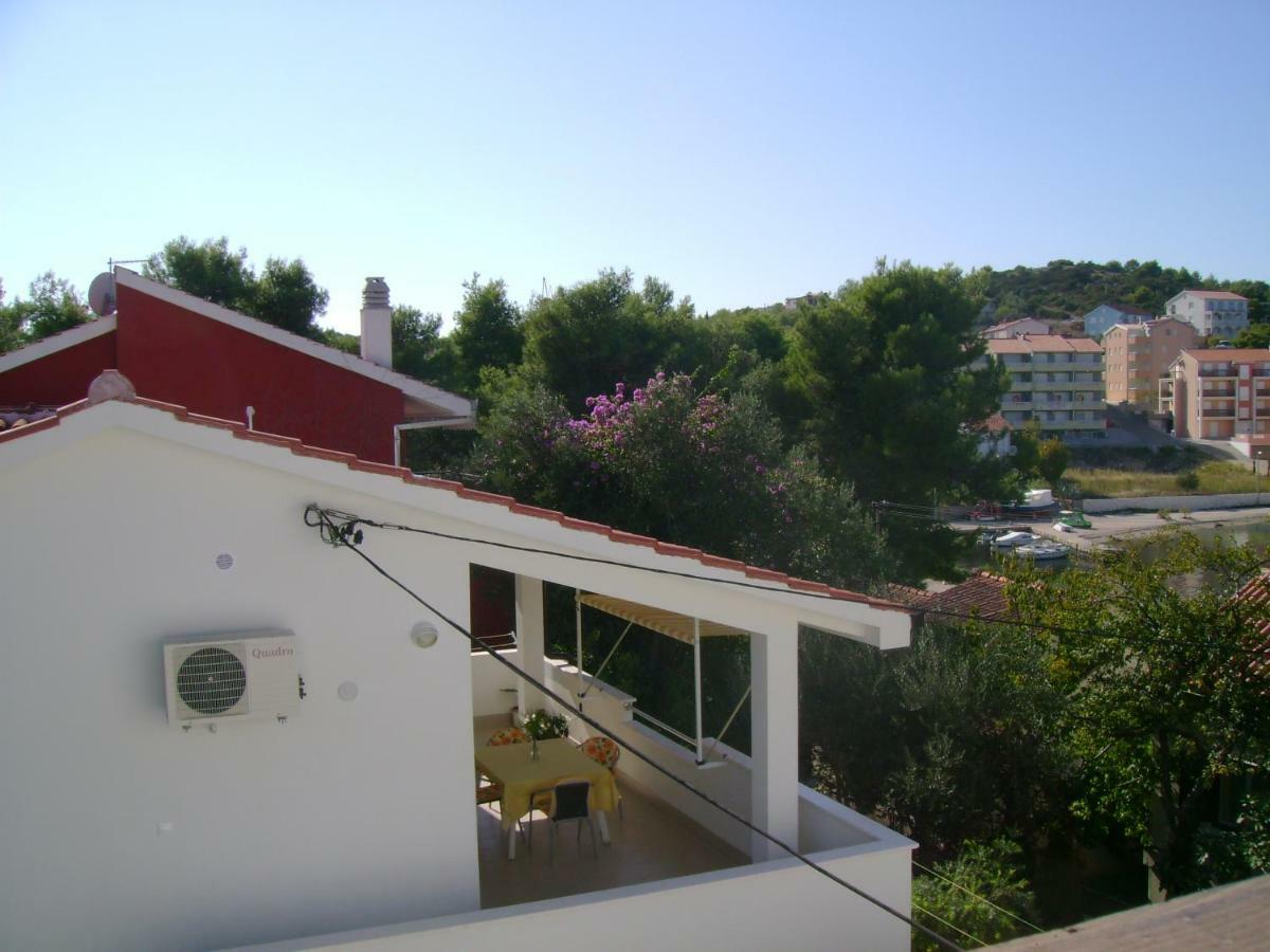 Apartmani A1 Marina, Okrug Gornji トロギール エクステリア 写真